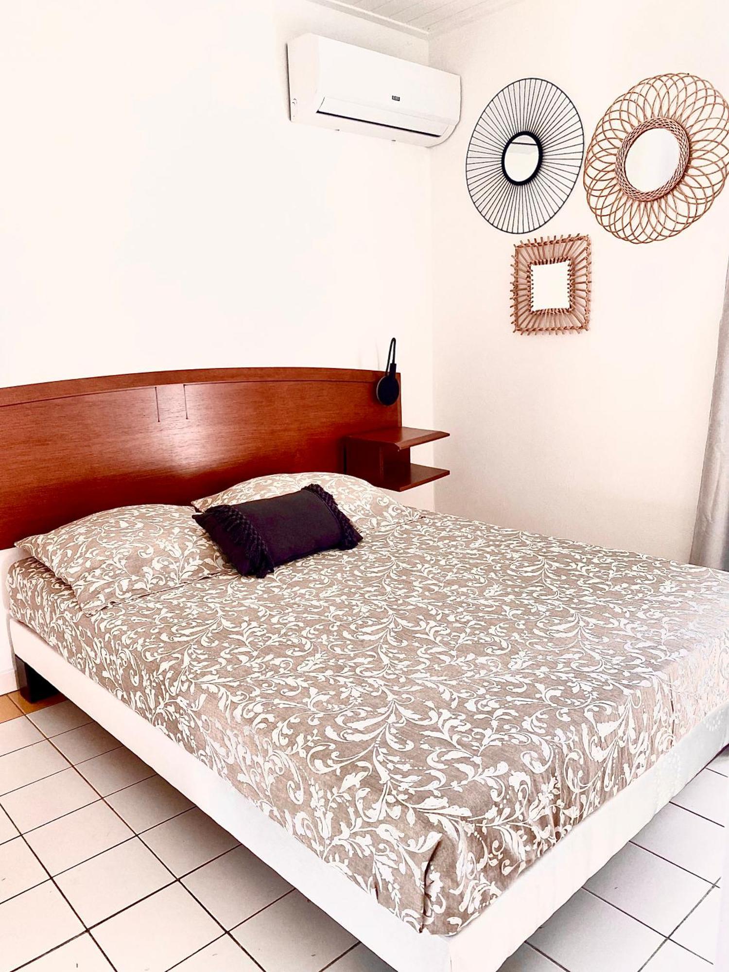 Katalea - Blue Dream, Plage, Piscine, Bar Grand-Bourg  المظهر الخارجي الصورة