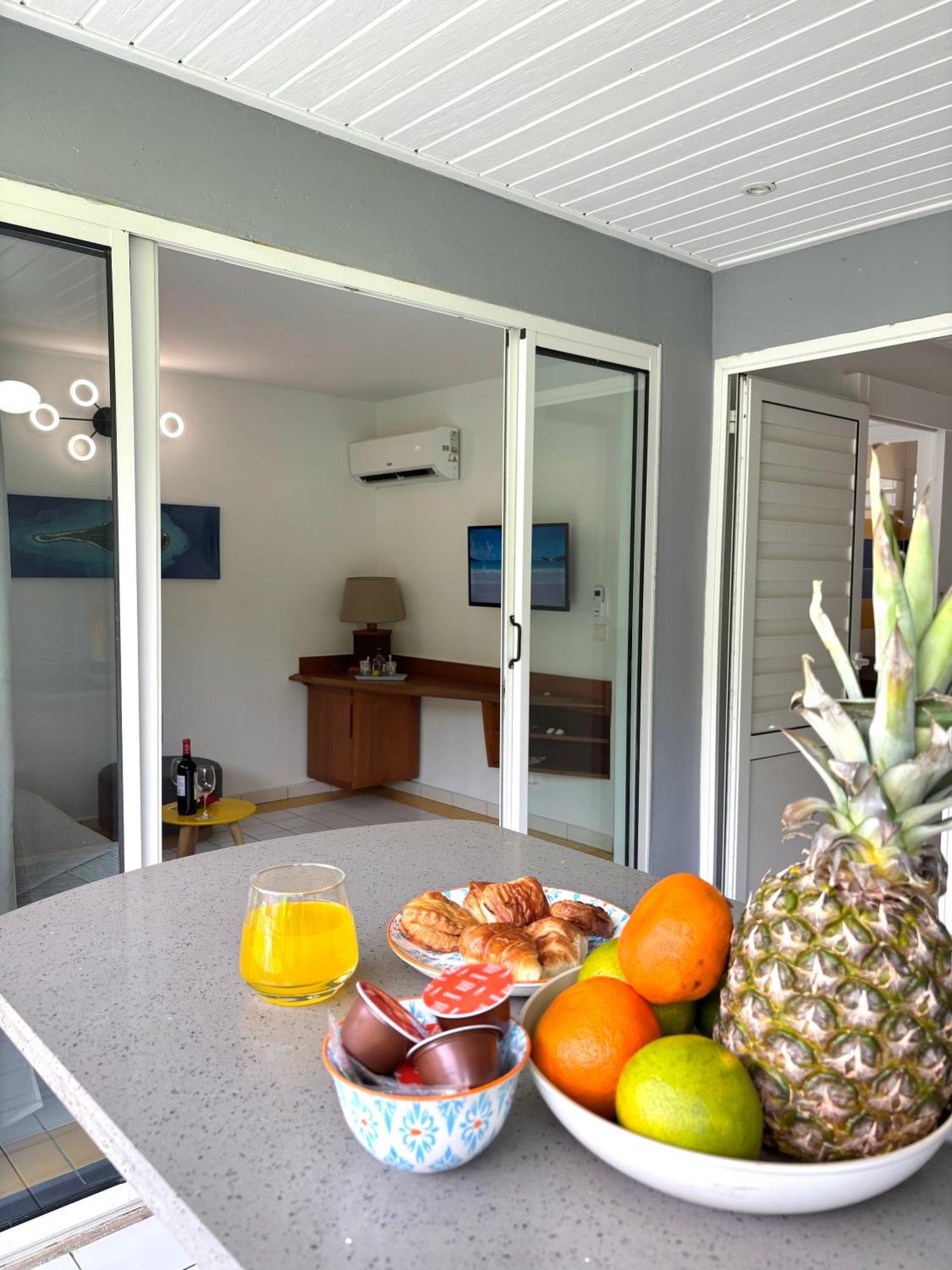 Katalea - Blue Dream, Plage, Piscine, Bar Grand-Bourg  المظهر الخارجي الصورة